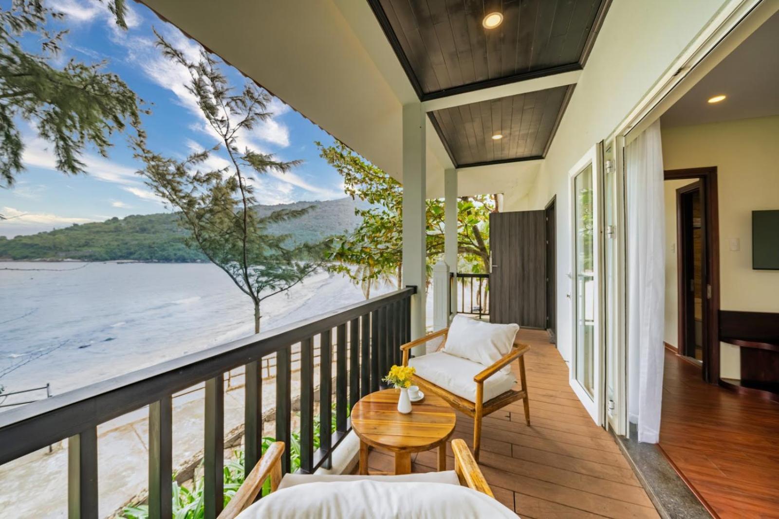 Bounce Beach Resort And Spa Дананг Экстерьер фото