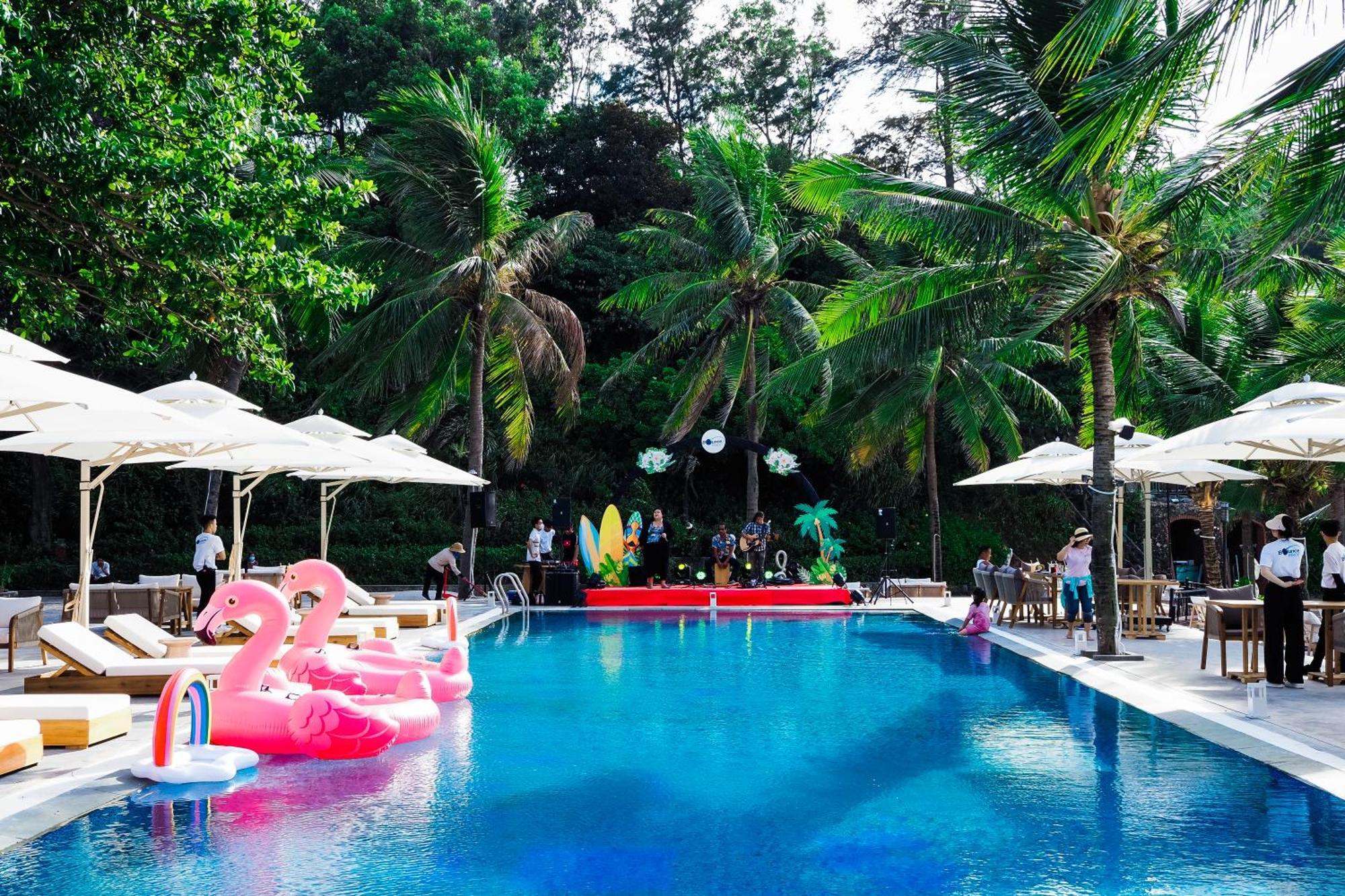Bounce Beach Resort And Spa Дананг Экстерьер фото