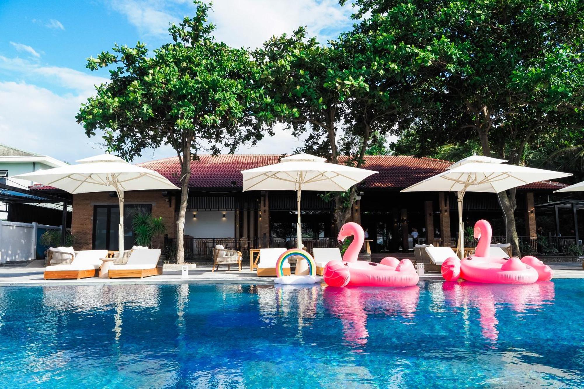 Bounce Beach Resort And Spa Дананг Экстерьер фото