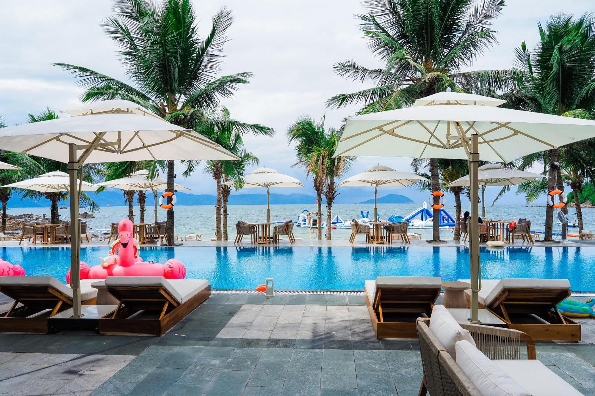 Bounce Beach Resort And Spa Дананг Экстерьер фото