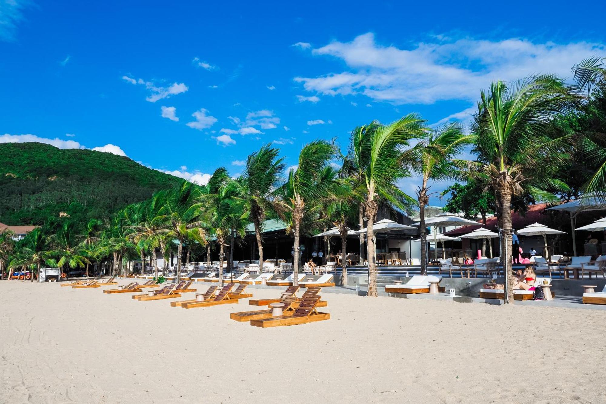 Bounce Beach Resort And Spa Дананг Экстерьер фото