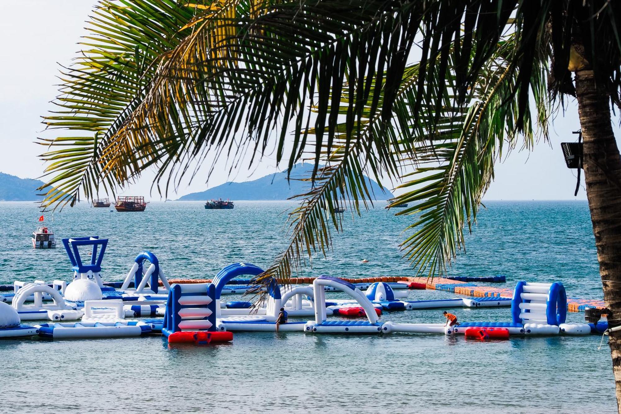 Bounce Beach Resort And Spa Дананг Экстерьер фото
