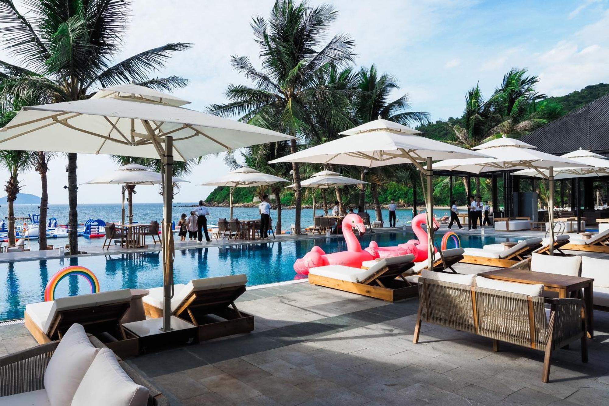 Bounce Beach Resort And Spa Дананг Экстерьер фото