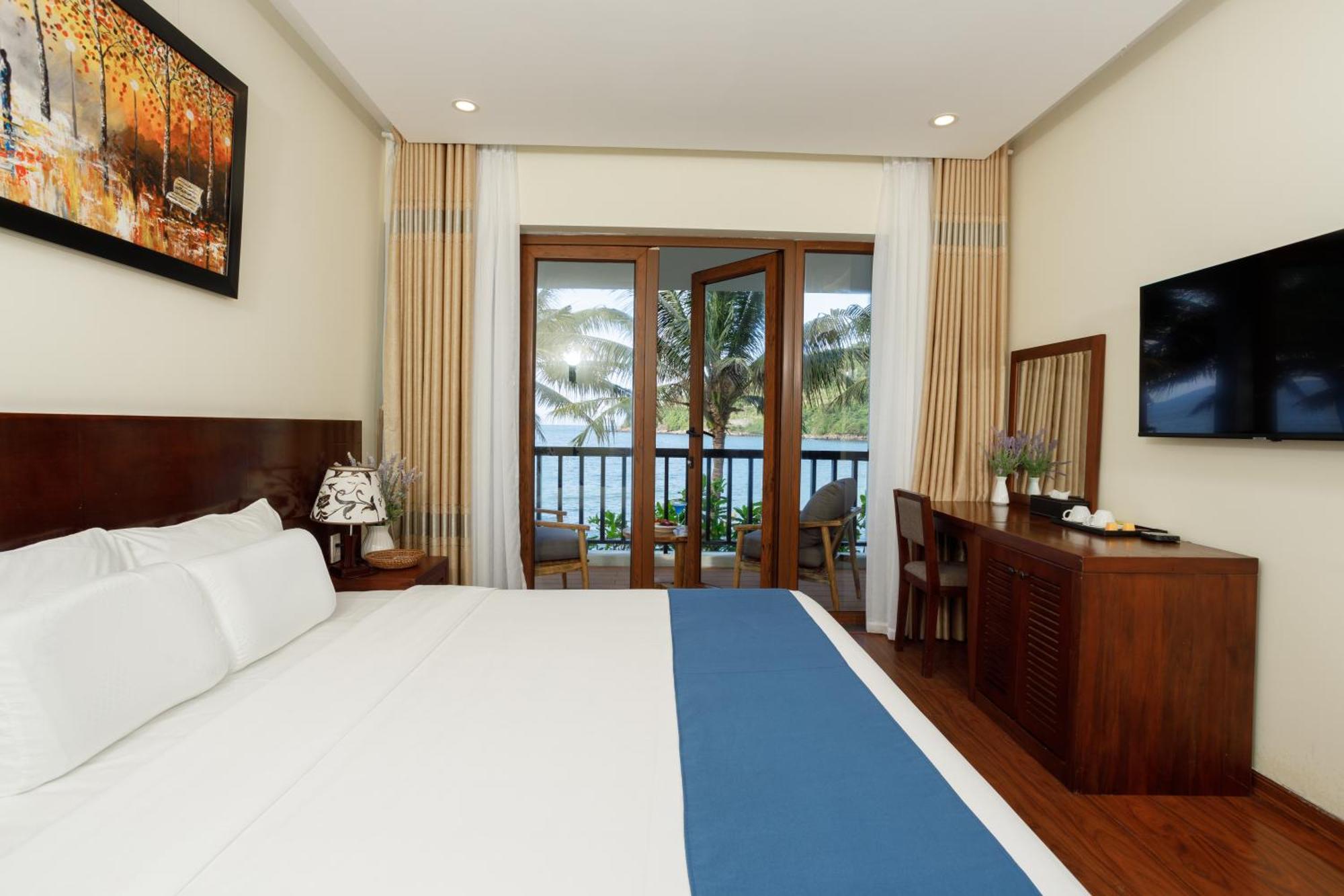 Bounce Beach Resort And Spa Дананг Экстерьер фото
